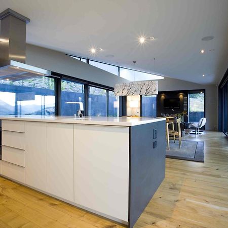 Aspen Grove By Sotheby'S Luxury Rental Homes Квинстаун Экстерьер фото